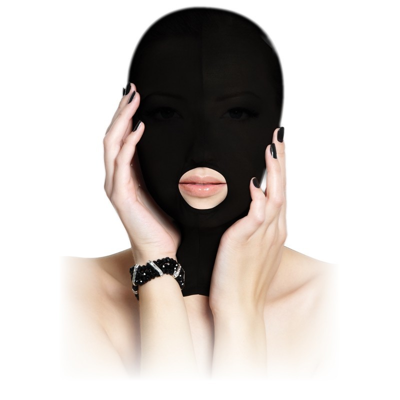 Submission Mask Black