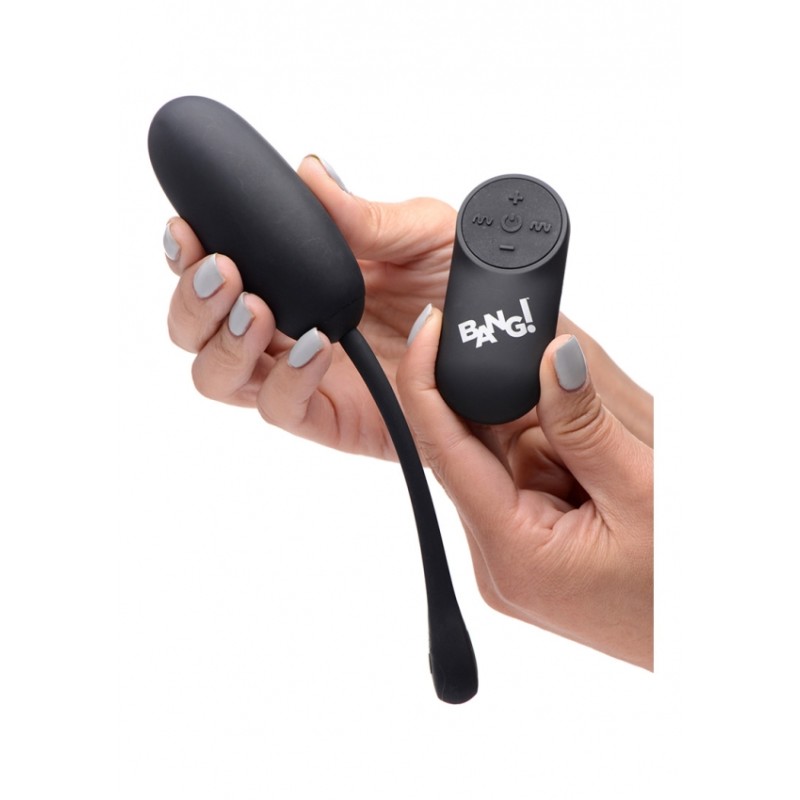 XR BRANDS | 28X Plush Egg & Remote Control | Black XR BRANDS | 28X Plush Egg & Remote Control | Black