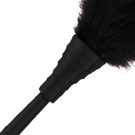 Darkness | Luxury Massage Feather Whip | Black