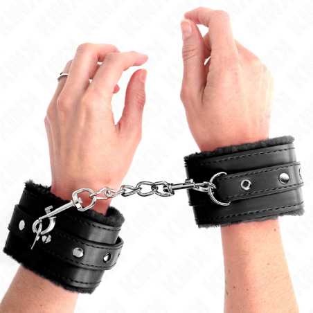 Kink | Fur Lined Wrist Restrains | Black